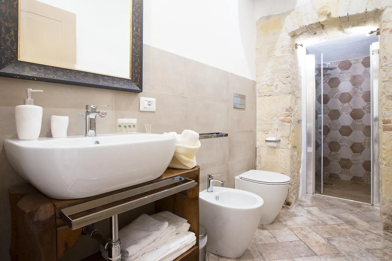 *** Guest house La Residenza Sul Largo Hotel Cagliari Italy